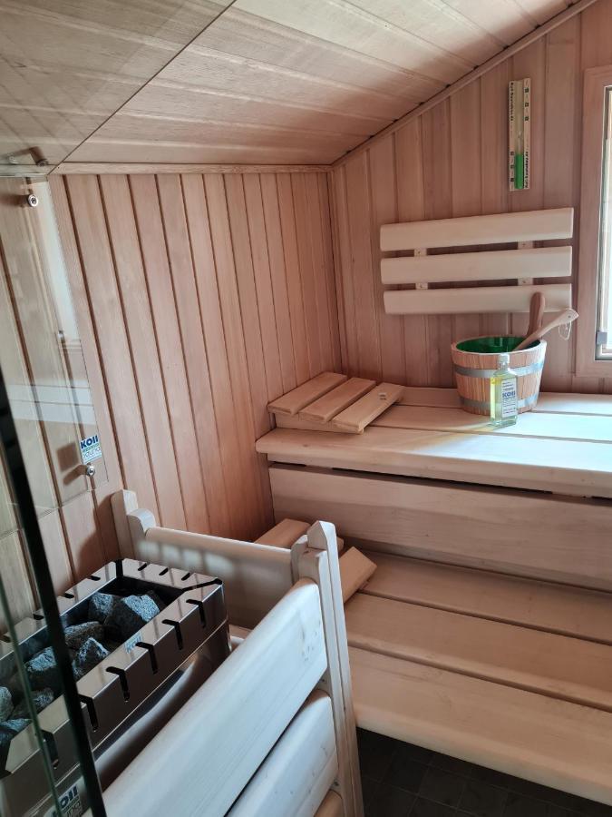 Mimosa Suites 韦斯特兰 外观 照片